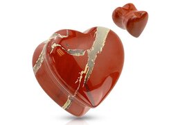 Плаги сердце из красной яшмы
