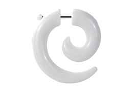 Обманка из белого акрила Обманка из белого акрила